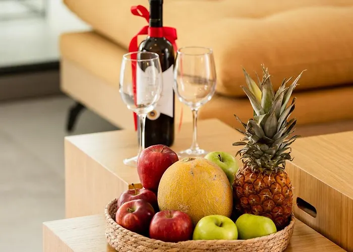 4 Roses Pool 别墅 里托楚伦