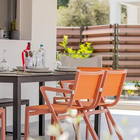 4 Roses Pool Villa Litochoro