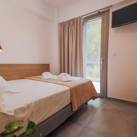 Villa 4 Roses Pool Litochoro