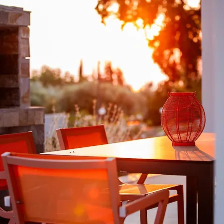 4 Roses Pool Villa Litochoro