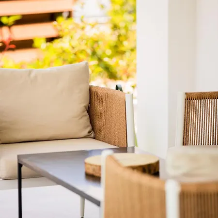 4 Roses Pool Litochoro