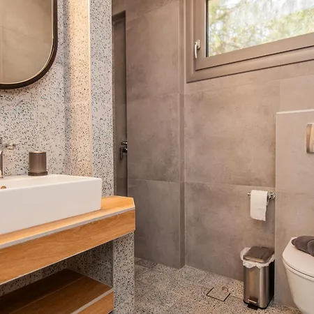 4 Roses Pool Villa Litochoro